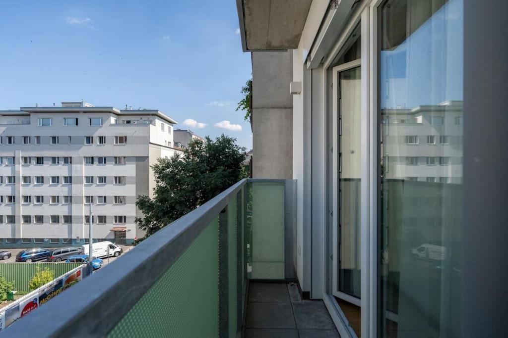 Urban 1Br Retreat, Easy City Link By Hm Bécs Kültér fotó